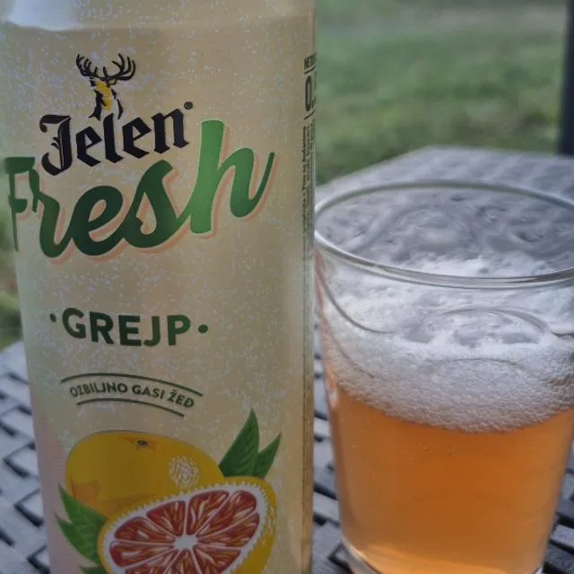 Jelen fresh pivo grejpfrut staklo 500 ml