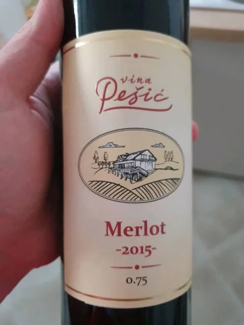 Vino Merlot 0,75 l Pešić